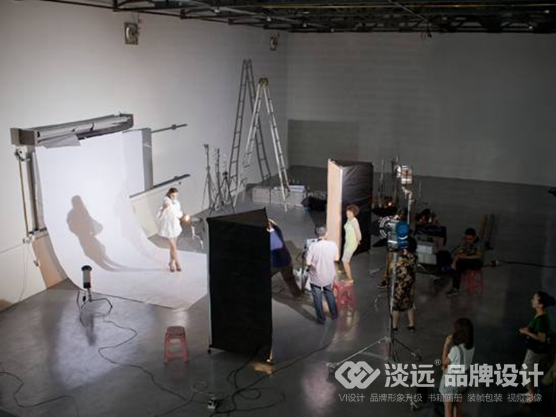 廣告攝影案例：商業(yè)廣告攝影