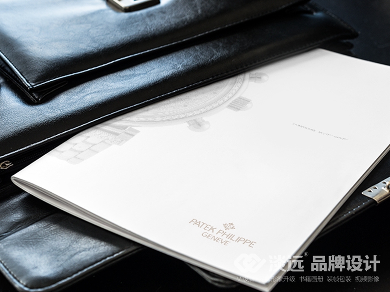 產(chǎn)品畫冊(cè)設(shè)計(jì)：百達(dá)翡麗（Patek Philippe）產(chǎn)品畫冊(cè)