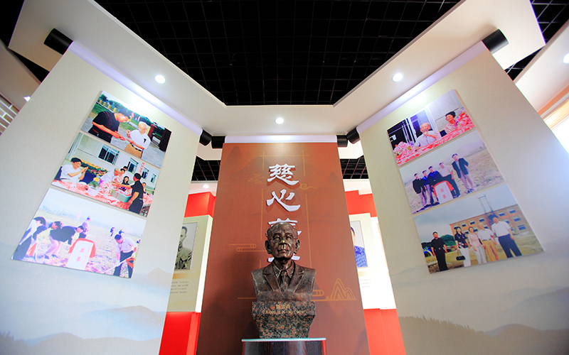 遼陽(yáng)空間展示設(shè)計(jì)：遼陽(yáng)縣八會(huì)鎮(zhèn)九年一貫制學(xué)校-校史館